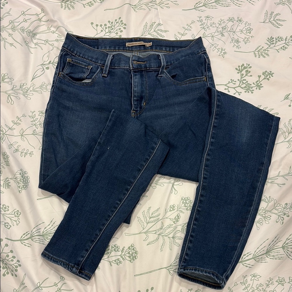 Women's Blue Jeans